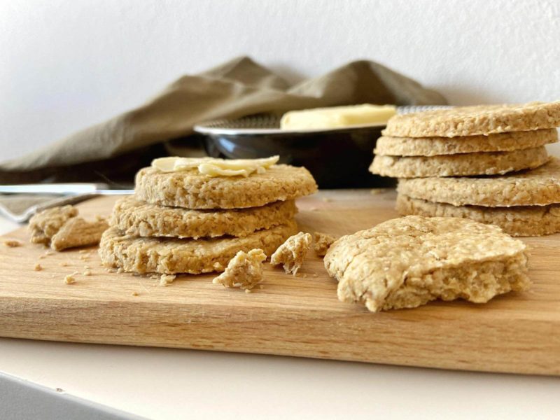 Traditionelle Scottish Oatcakes – herzhafte schottische Haferkekse